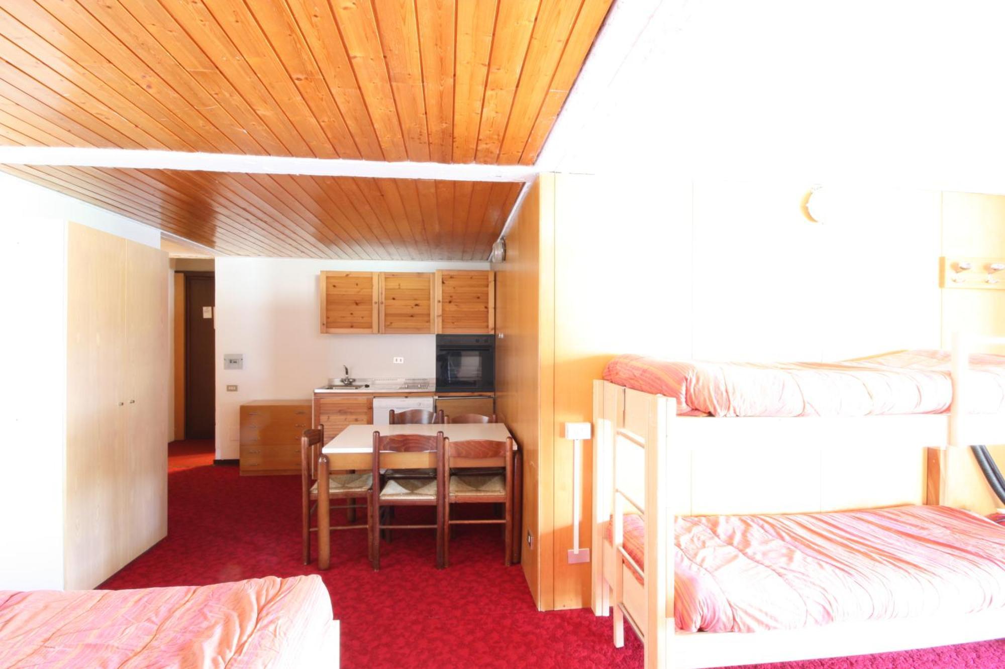 Marilleva 1400 Appartamenti Montana Номер фото